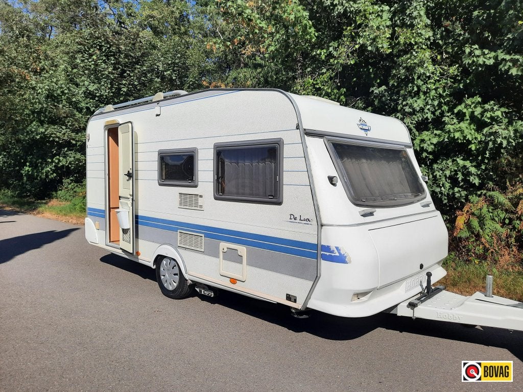 Hobby De luxe Easy 440 SF, Caravans en Kamperen, Caravans, Hobby, Bedrijf, Treinzit, 750 - 1000 kg