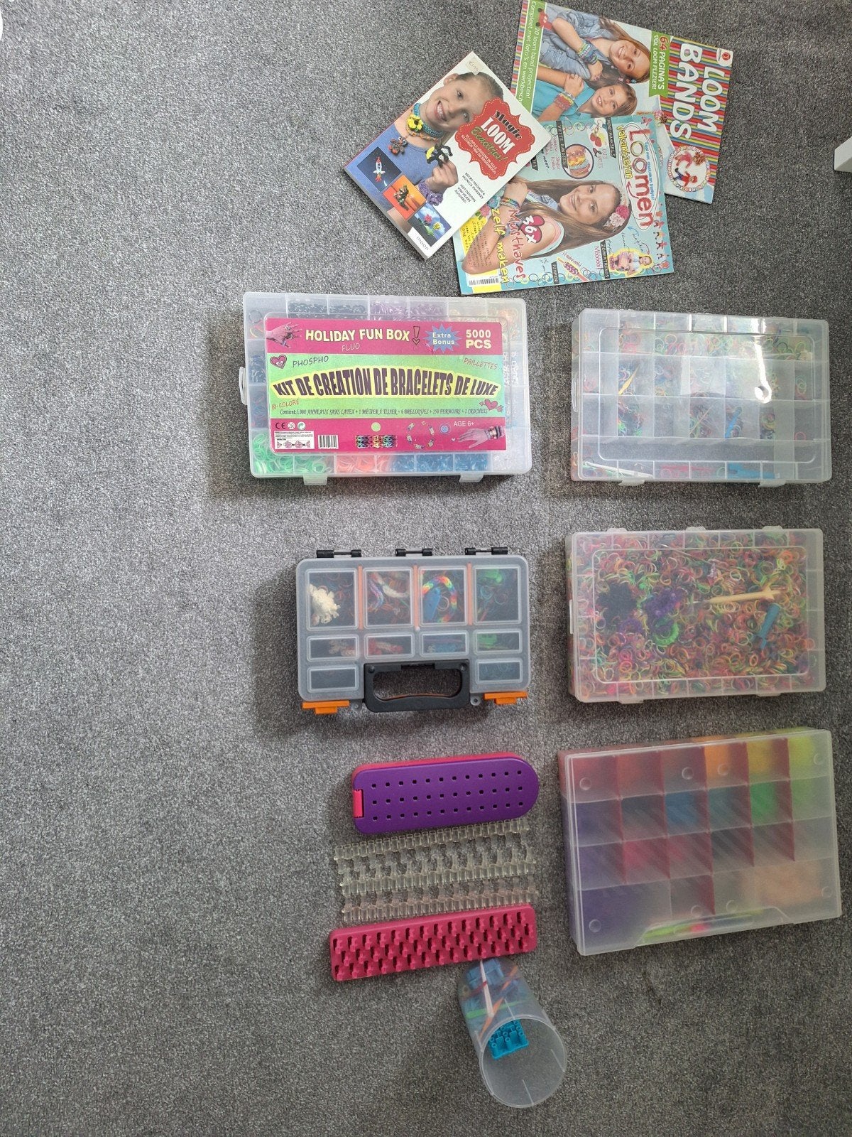 Grote collectie Loom Bands met accessoires en opbergers, Ophalen, Gebruikt, Overige thema's, Meerkleurig