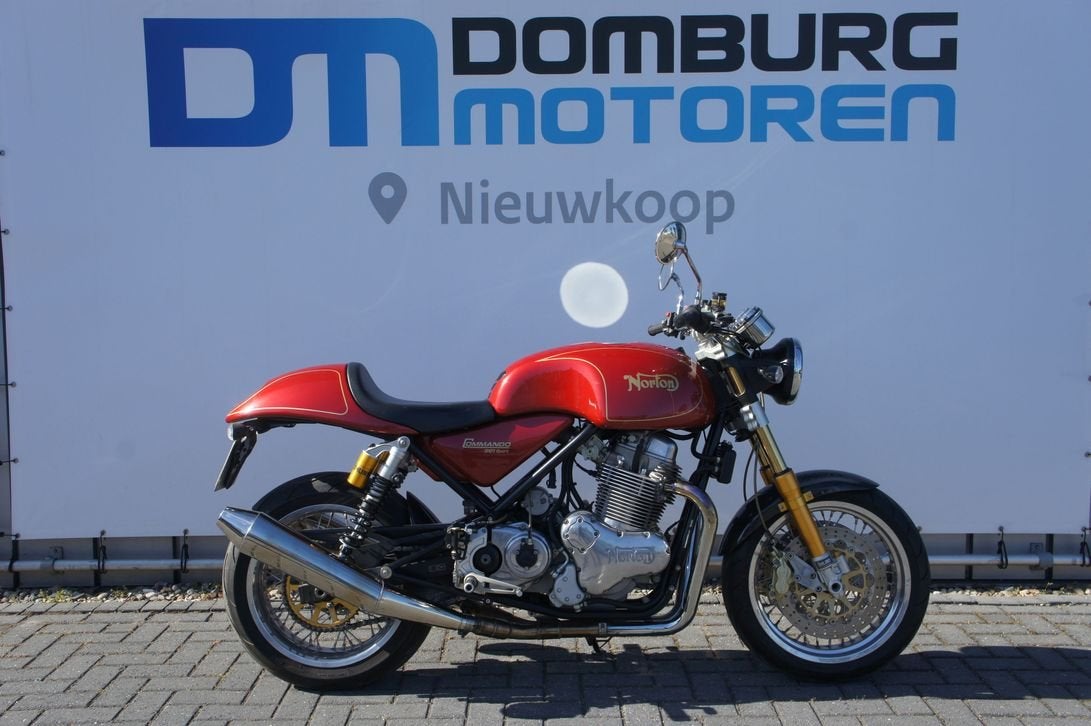 NORTON COMMANDO 961 SPORT (bj 2011) 9,575 mls, 2 cilinders, Norton, Motorrijbewijs A, Bedrijf