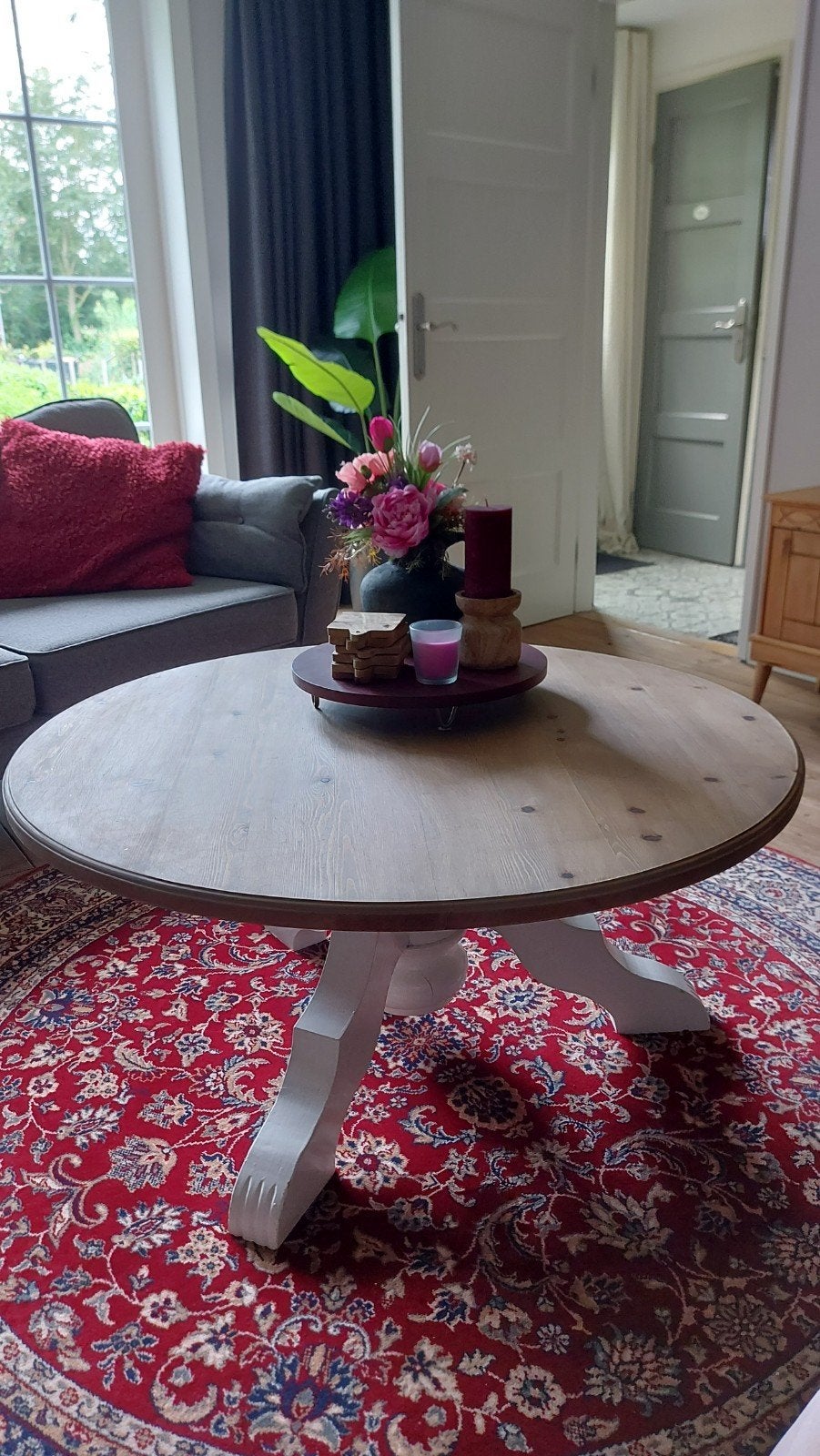 Grenen salontafel - Rond en stijlvol, Huis en Inrichting, Tafels | Salontafels, Ophalen, Gebruikt, 50 tot 100 cm, Rond