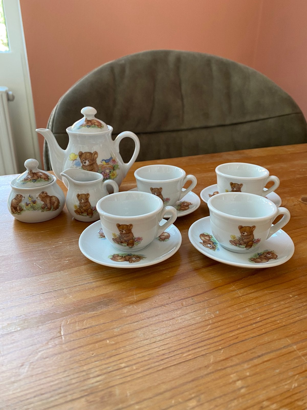 Douwe Egberts kinderservies beer compleet, Antiek en Kunst, Ophalen of Verzenden
