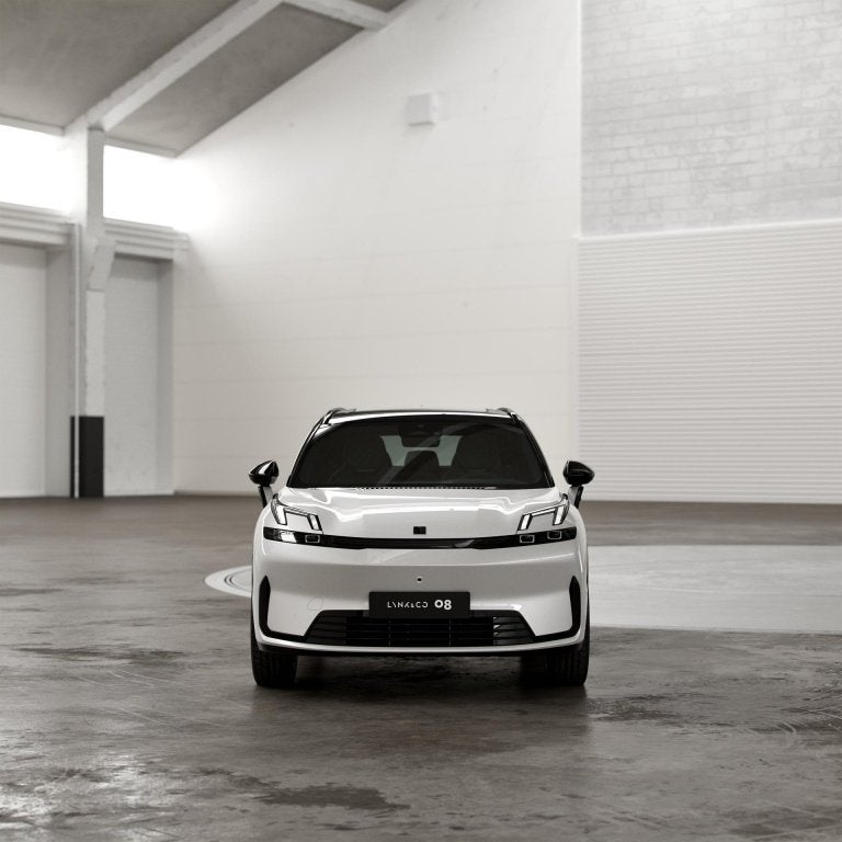Lynk & Co 08 Business Edition | Panoramadak | 360 camera |, Auto's, Automaat, Zwart, 4 cilinders, Wit