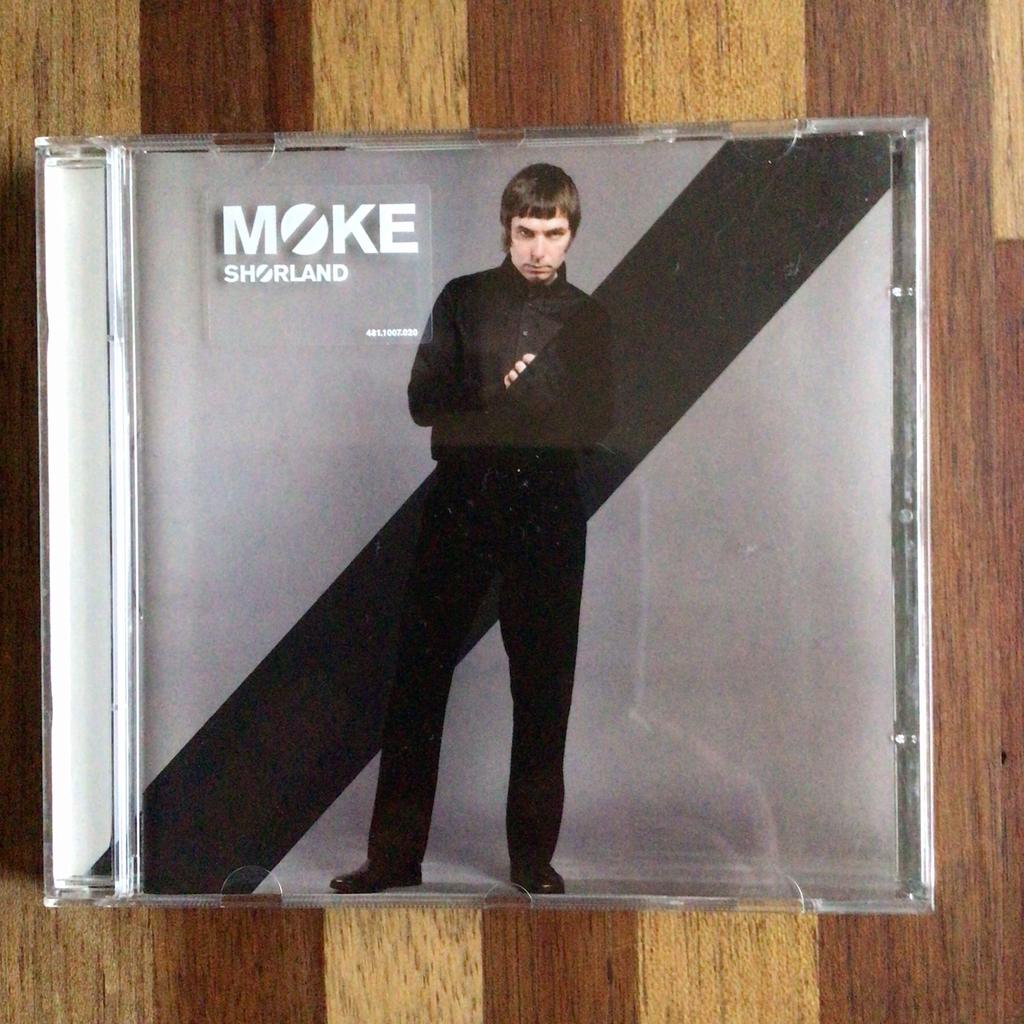 Moke - Shorland, Ophalen of Verzenden, Zo goed als nieuw