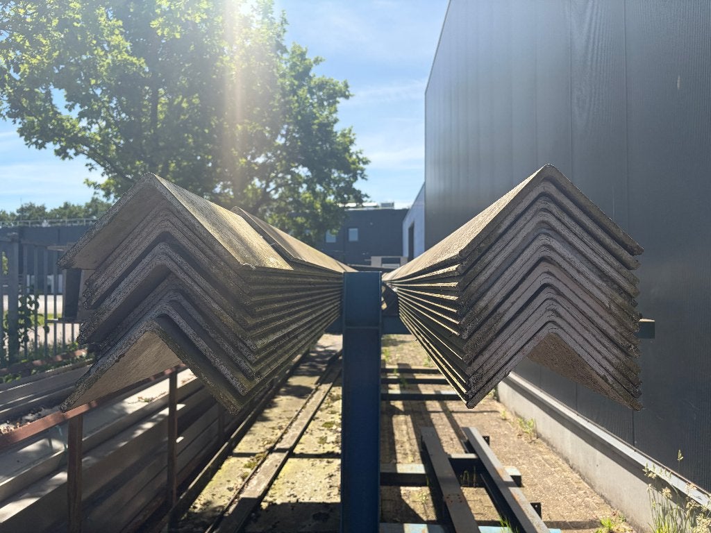 GVK/GRP kunststof L-profielen - 12 meter lang, Doe-het-zelf en Verbouw, Overige Doe-het-zelf en Verbouw, Ophalen, Zo goed als nieuw