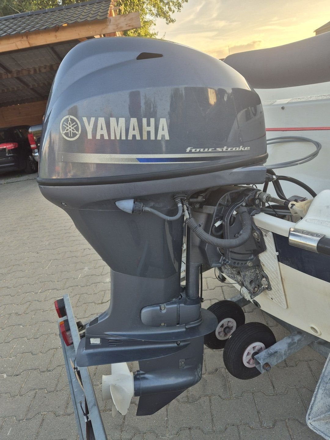 Yamaha 40 pk EFI 4-tact met Powertrim, -, Zo goed als nieuw, -, -