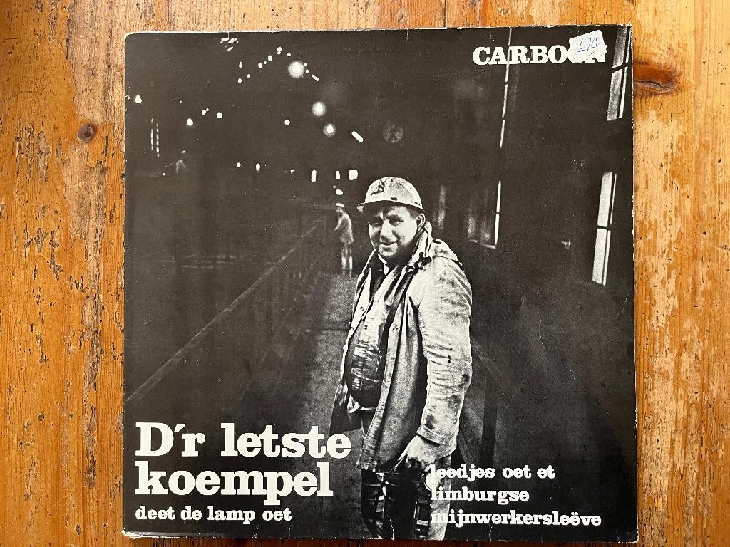 Lp D'r letste koempel - Carboon, Ophalen of Verzenden, Gebruikt, Levenslied of Smartlap