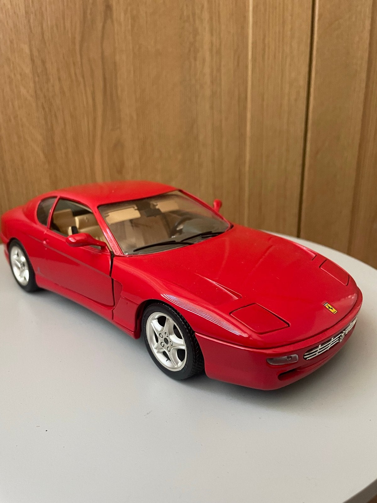 Burago Ferrari 456 GT (1992) schaalmodel, Ophalen of Verzenden, Zo goed als nieuw