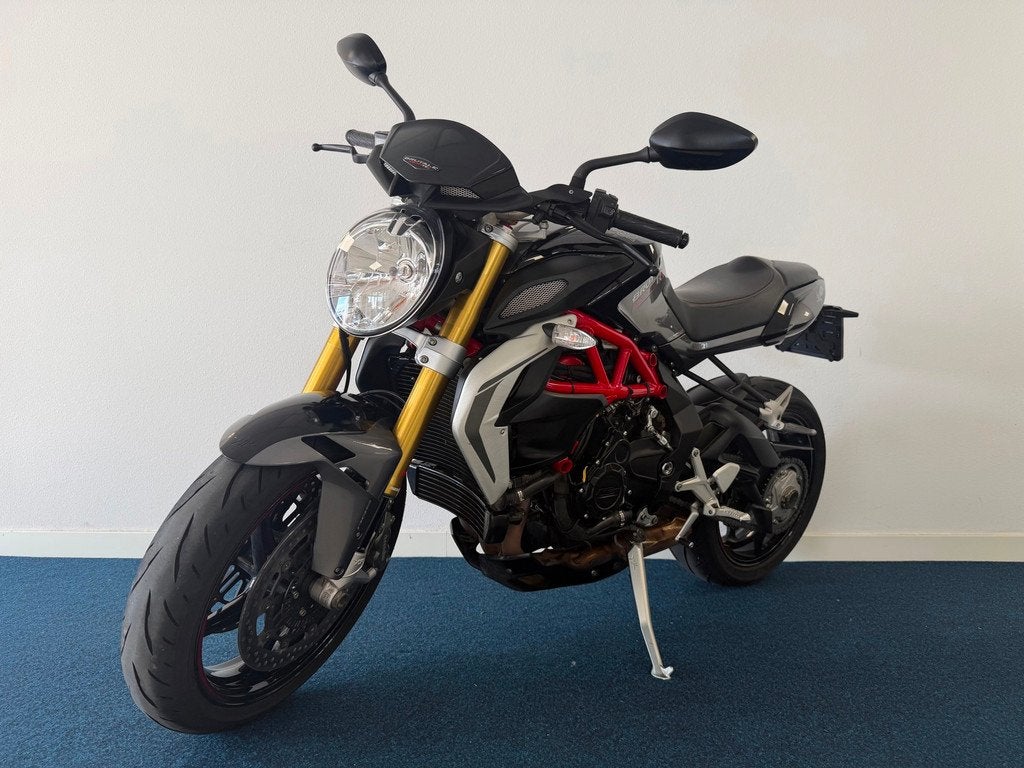MV Agusta Tour Brutale RR 800, Bedrijf, Meer dan 35 kW, Overig, Traction Control