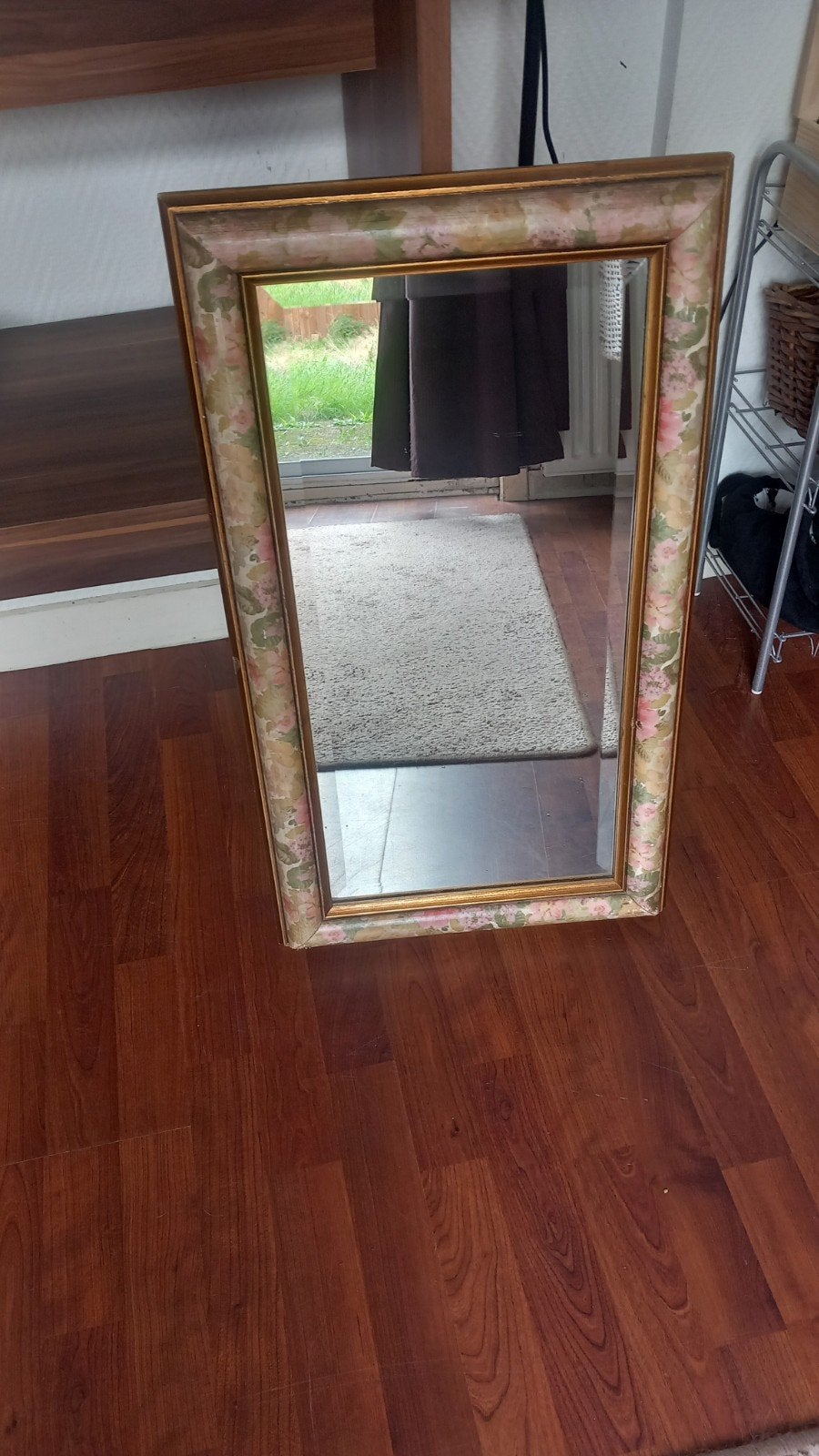 Decoratieve spiegel met bloemenrand, Ophalen, Gebruikt, 100 tot 150 cm, Rechthoekig