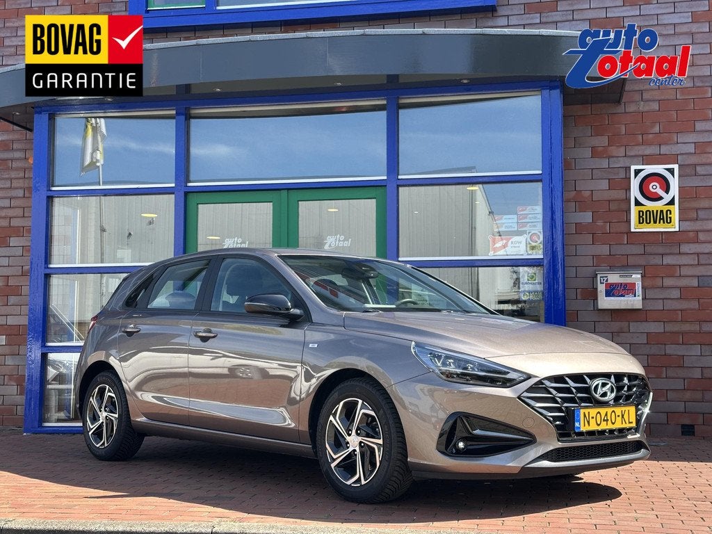 Hyundai i30 1.0 T-GDi MHEV Comfort Smart | Navi | Airco | Ca, Auto's, Hyundai, Voorwielaandrijving, Stof, Gebruikt, Euro 6