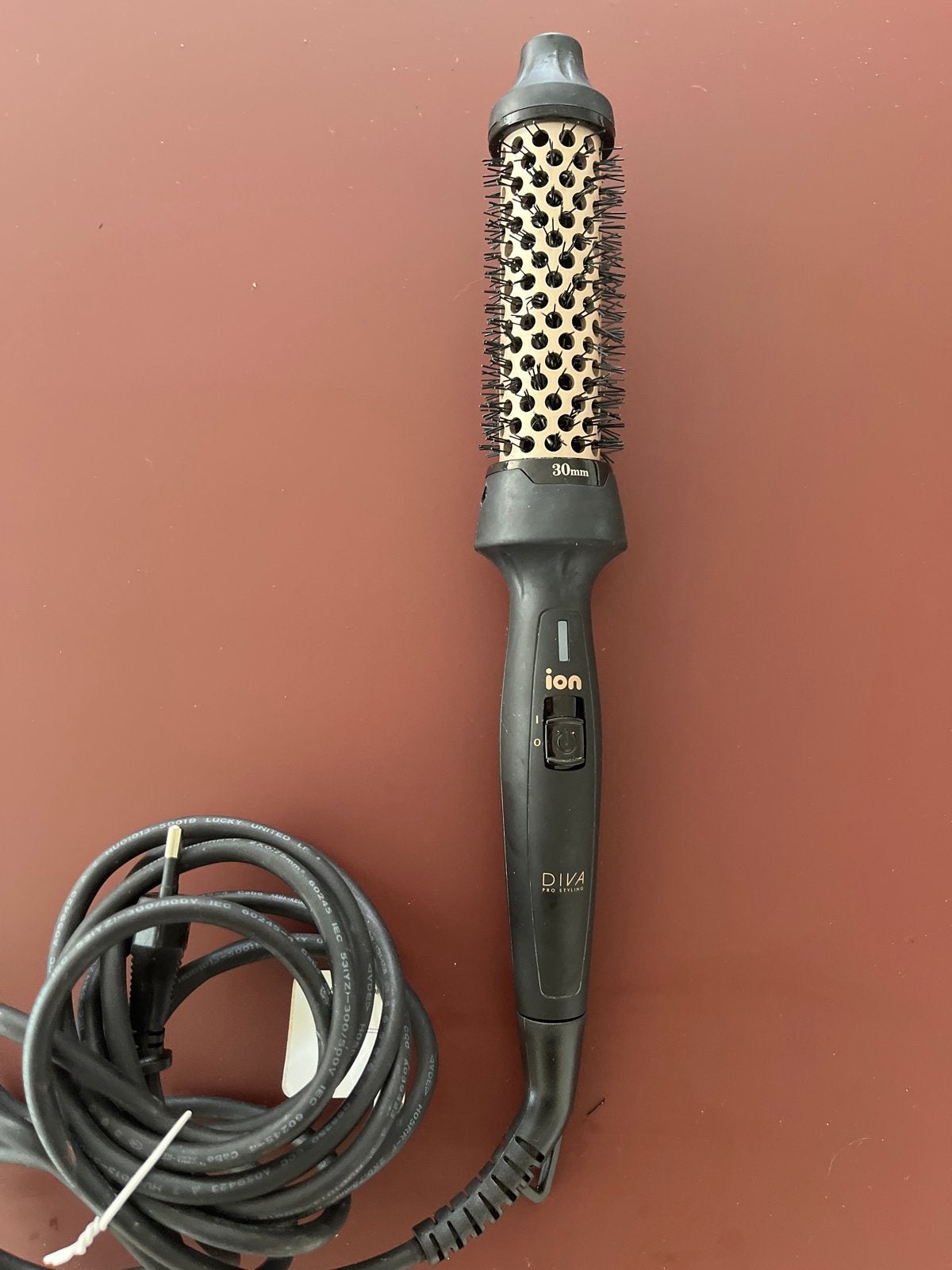 DIVA Pro Styling Ceramic Hot Brush - 30mm, Ophalen of Verzenden, Gebruikt, Krultang of Stijltang