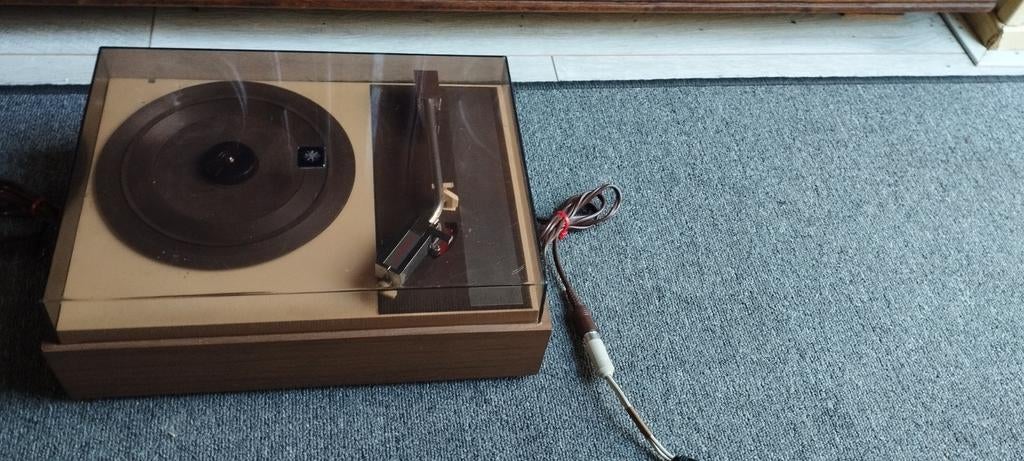 Leuke platenspeler, Antiek en Kunst, Antiek | Tv's en Audio, Ophalen of Verzenden