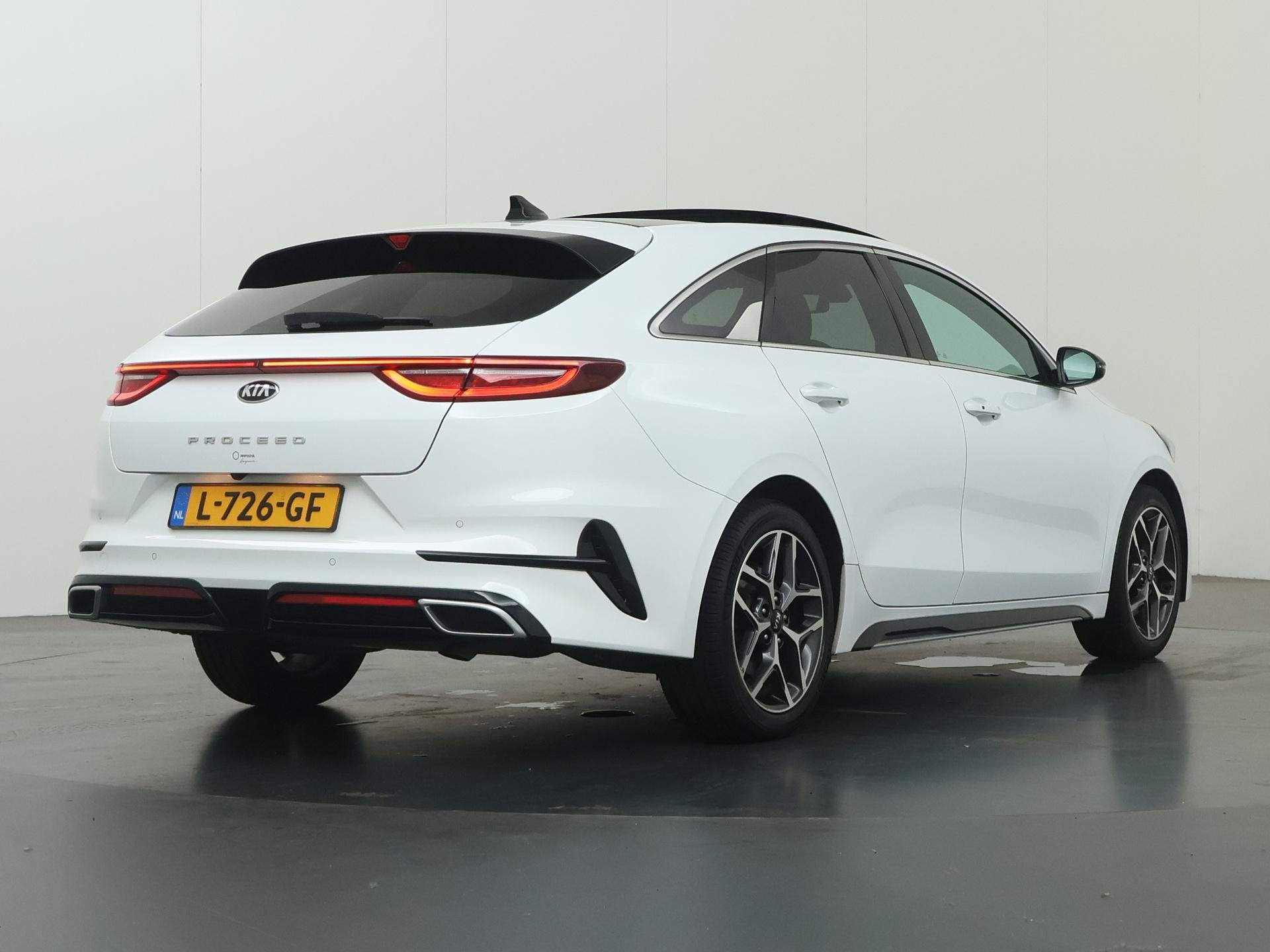 Kia ProCeed 1.0 T-GDi GT-Line | Navigatie | Panoramadak | Pa, Voorwielaandrijving, Gebruikt, Wit, Handgeschakeld