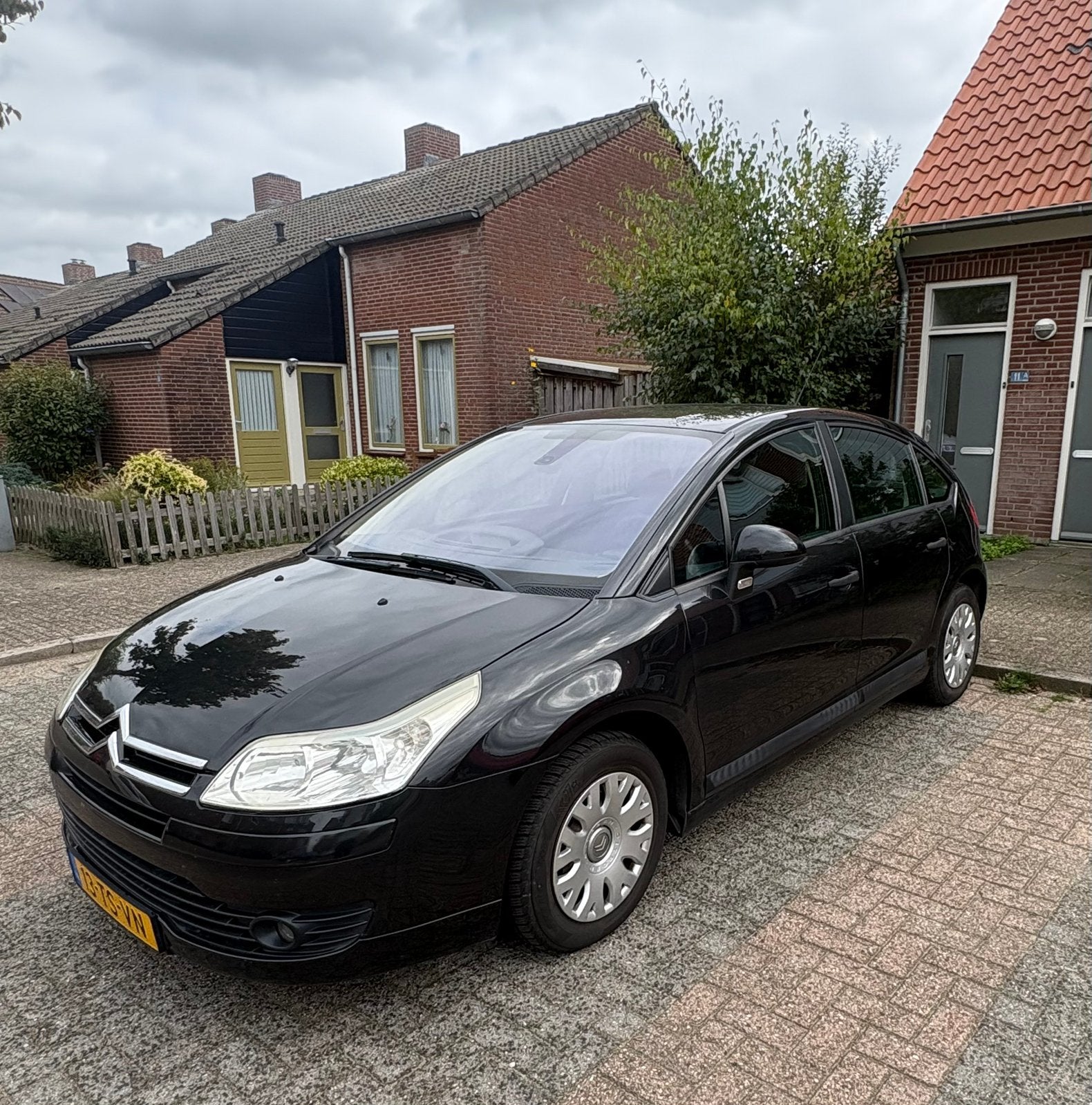 Citroën C4 1.6 Automaat | 2007 | 212.269 km | CarPlay, Auto's, 4 cilinders, Zwart, Grijs, 1587 cc