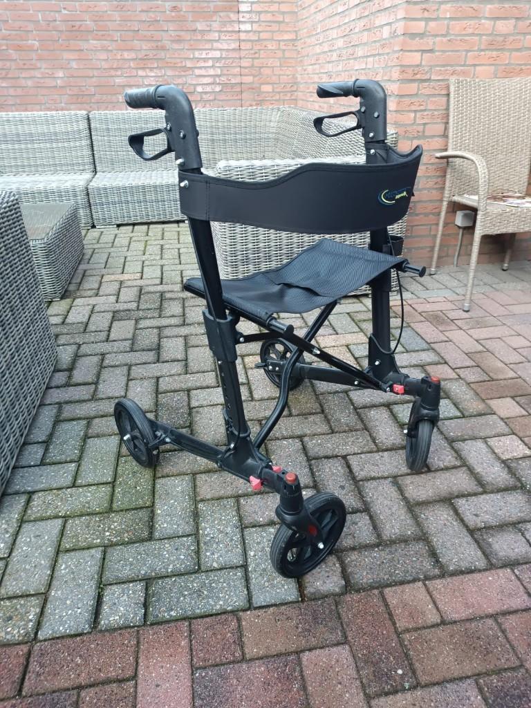 Multimotion rollator / Lichtgewicht rollator met zitting, Ophalen, Lichtgewicht, Nieuw