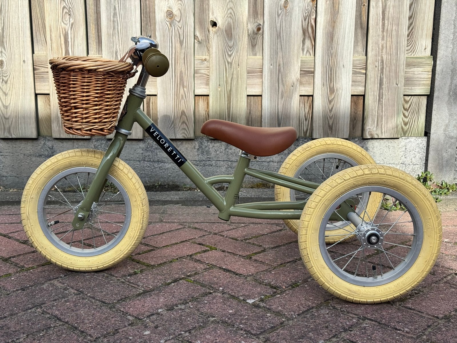 Veloretti Tricycle - om te bouwen naar loopfiets, Ophalen, Zo goed als nieuw, Minder dan 16 inch