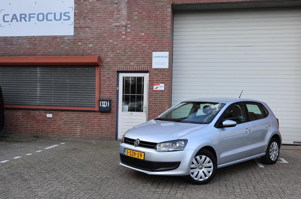 Volkswagen Polo 1.2 TSI BlueMotion Edition 2e eigenaar NAP C, Voorwielaandrijving, Euro 5, Stof, Zwart