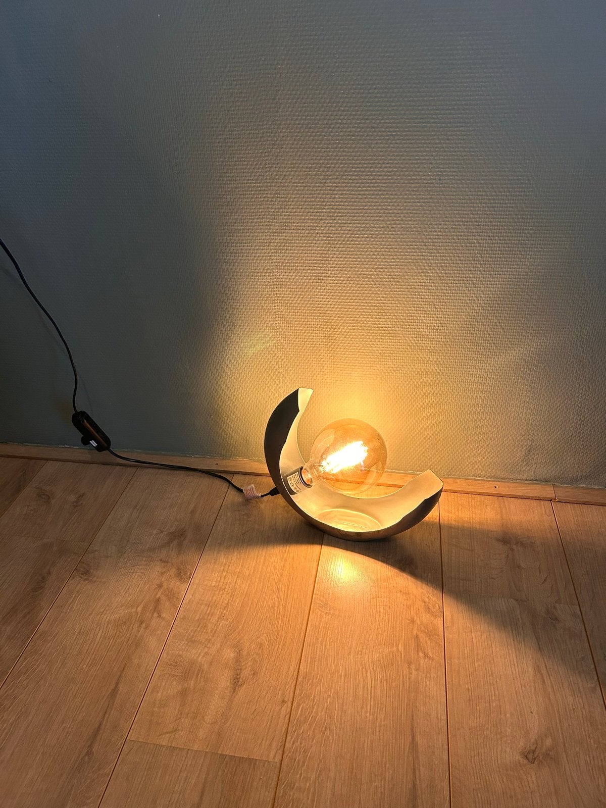 Moderne halfronde tafellamp met Edison gloeilamp, Ophalen, Met schakelaar, Overige merken, E27 (groot)