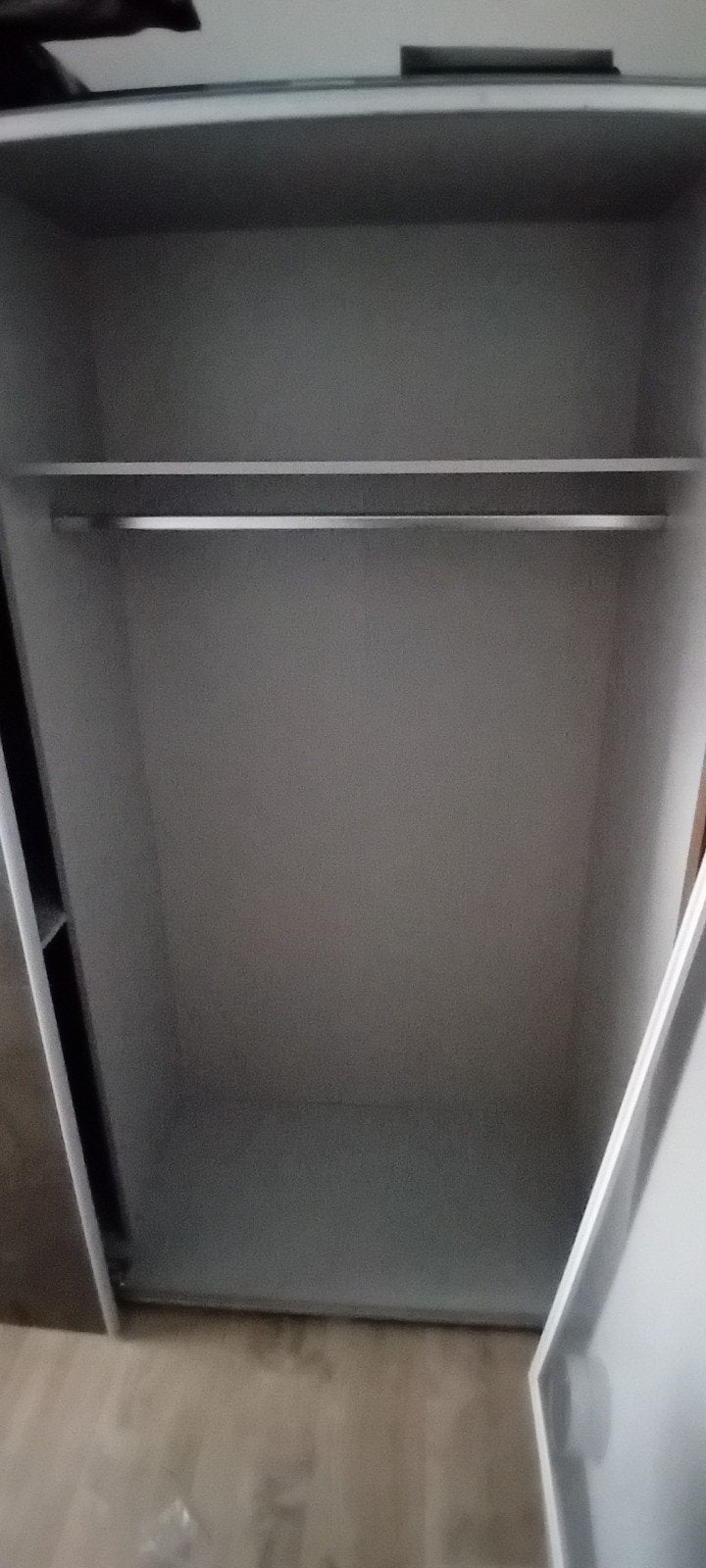 Kledingkast, Ophalen, 50 tot 75 cm, 200 cm of meer