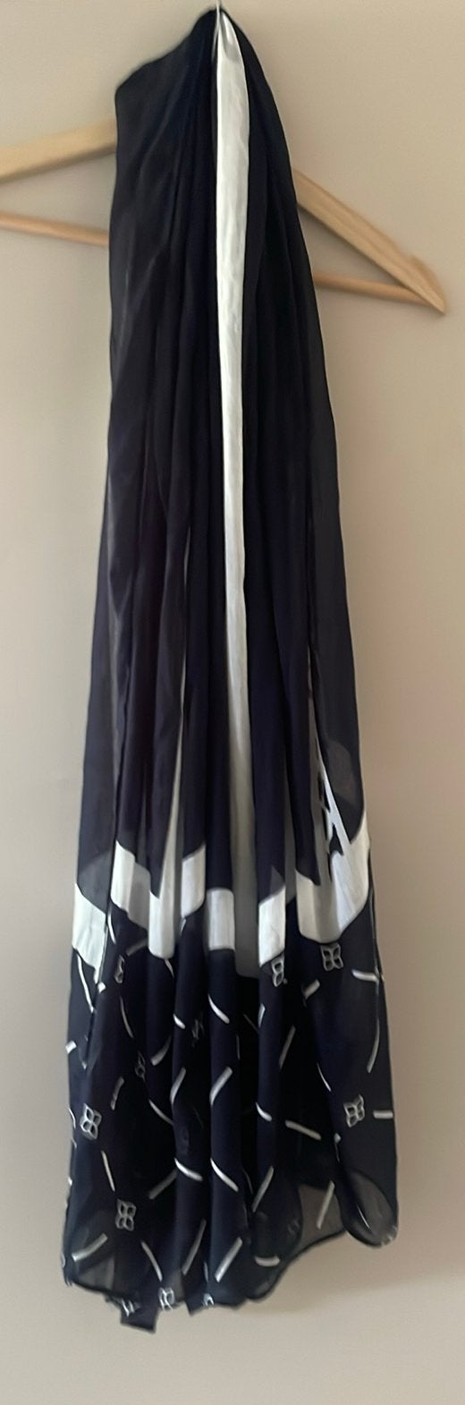 HV Society Ymke sjaal donkerblauw, Ophalen of Verzenden, Zo goed als nieuw, Maat 46/48 (XL) of groter, Sjaal