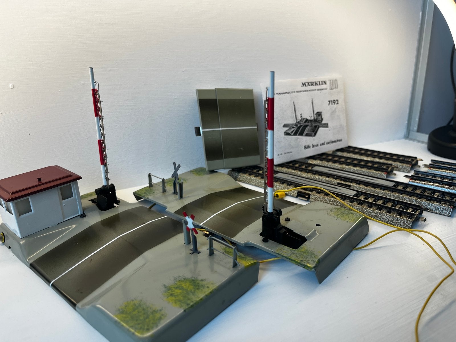 Märklin 7192 automatische spoorwegovergang H0 – in OVP, Wisselstroom, Rails, Ophalen of Verzenden, Zo goed als nieuw