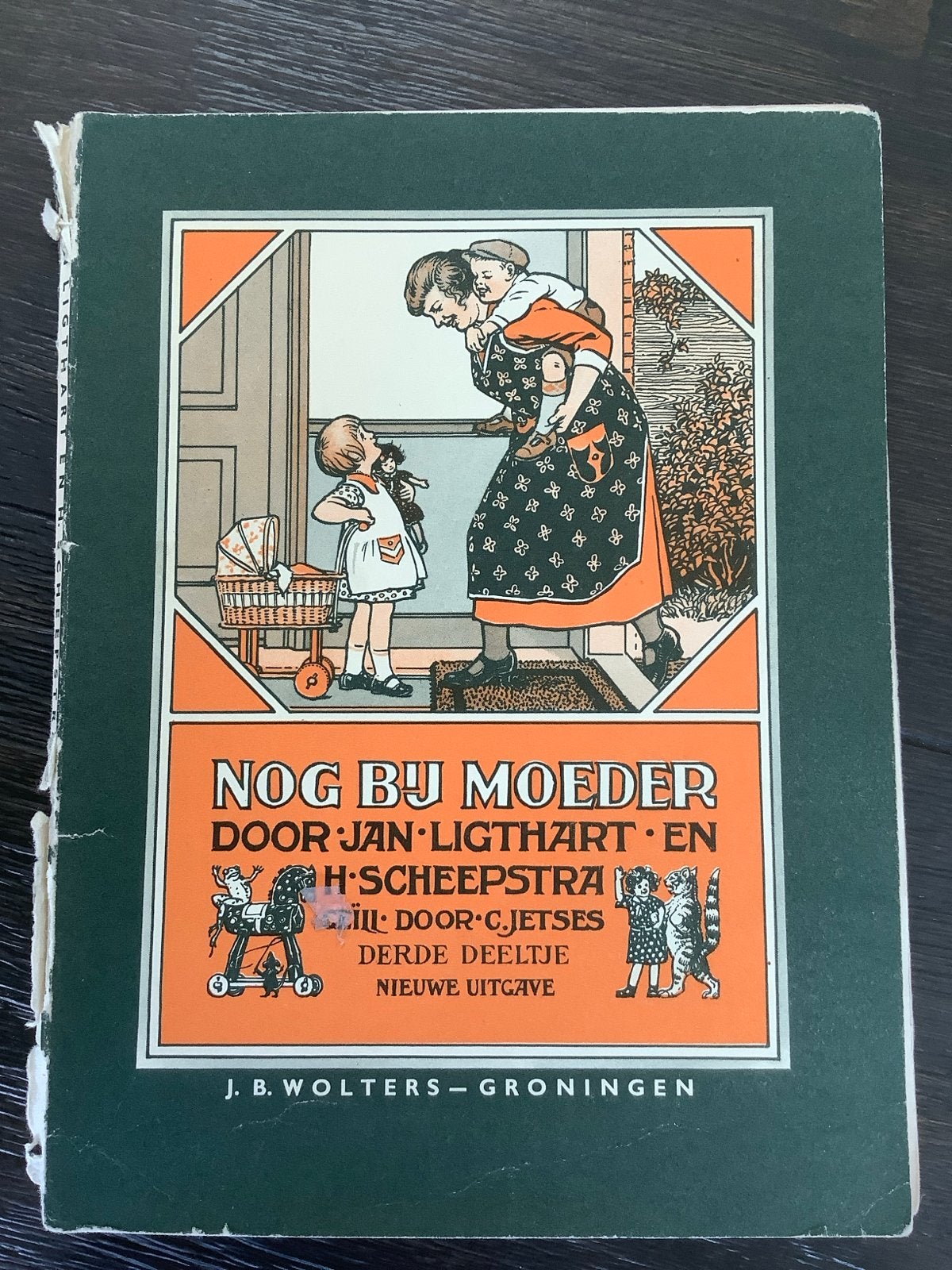 Nog bij Moeder - Jan Ligthart & H. Scheepstra (1960), Ophalen of Verzenden, Gelezen, Fictie algemeen