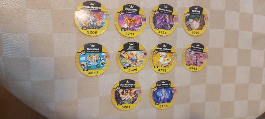 pokemon medaillon battle flippos oa Kyurem Zamazenta Regigas, Ophalen of Verzenden, Zo goed als nieuw