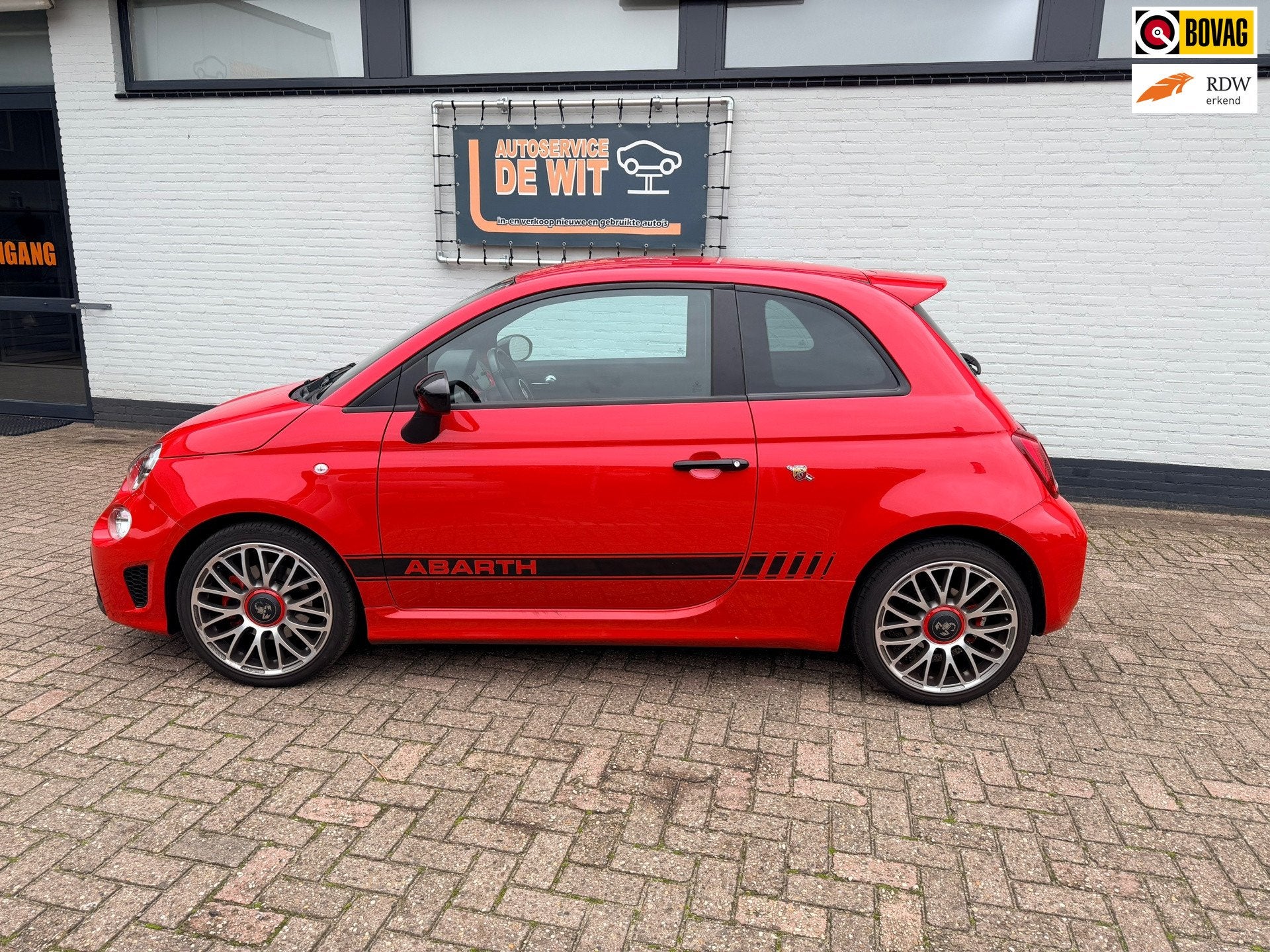 Fiat 500 1.4 T-Jet Abarth 595, Auto's, Voorwielaandrijving, 15 km/l, Met garantie (alle), 4 stoelen