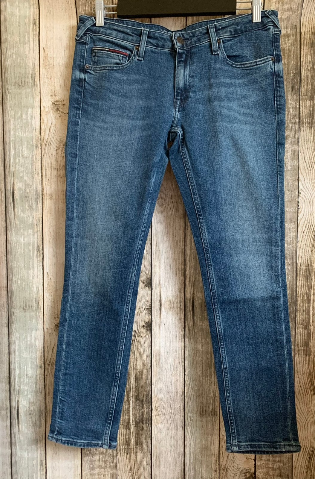 Tommy Jeans Sophie skinny fit Nieuw (Maat W32/L32), Kleding | Dames, Spijkerbroeken en Jeans, Nieuw, W30 - W32 (confectie 38/40)