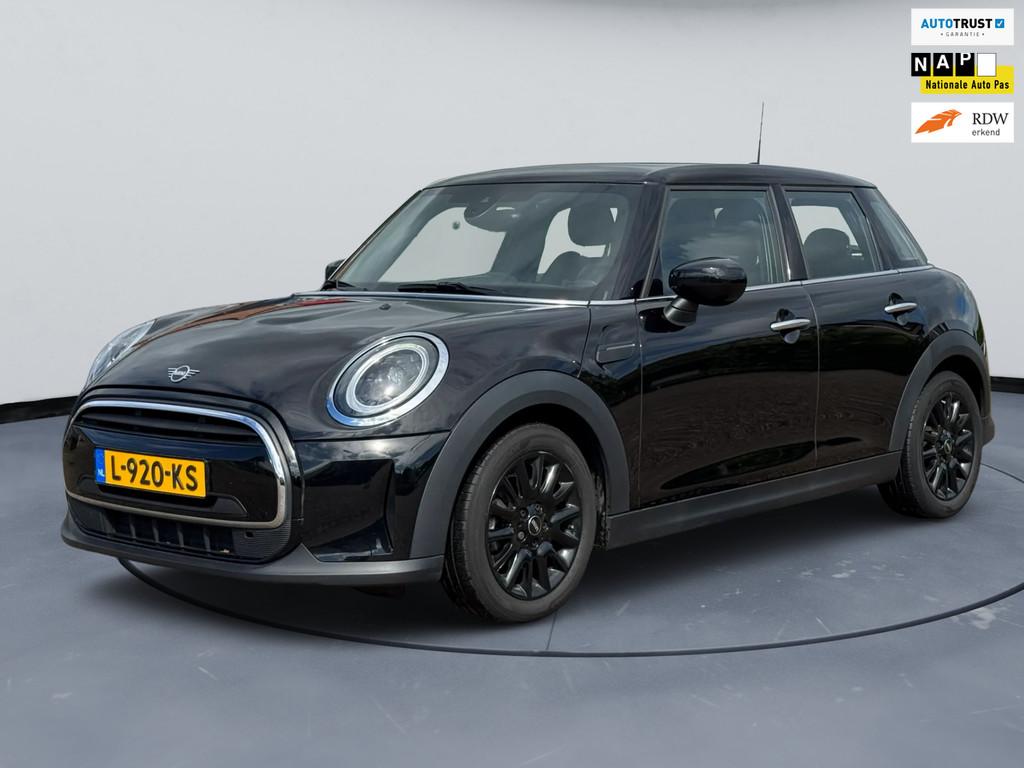 Mini Cooper 1.5 Bns Edition|Leer|Carplay|Led|Nap|, Auto's, Mini, 136 pk, Gebruikt, Zwart, Bedrijf