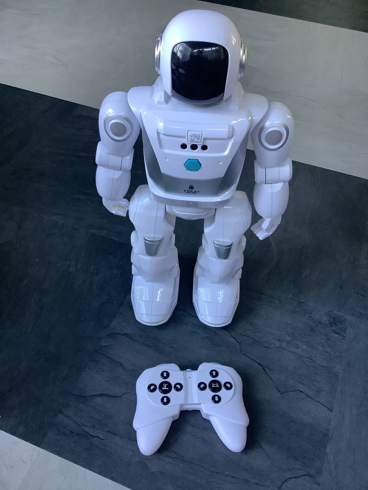 Silverlit robot met afstandsbediening, Ophalen of Verzenden, Gebruikt