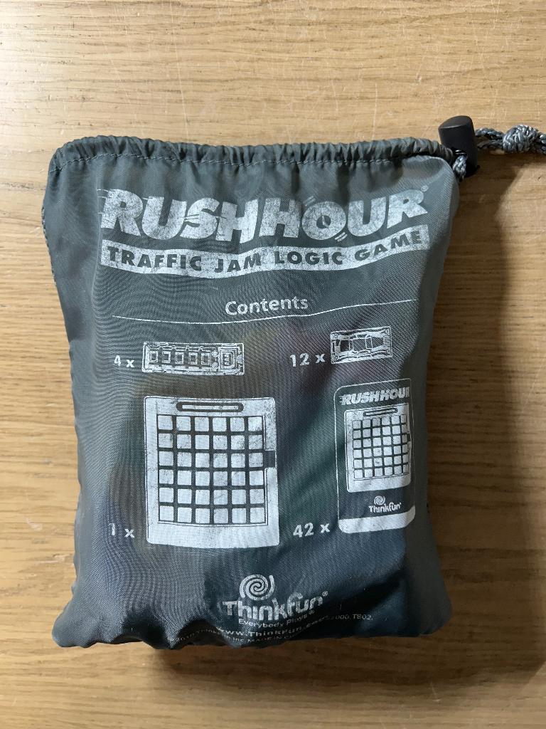 Rush Hour | ThinkFun, Ophalen of Verzenden, Zo goed als nieuw