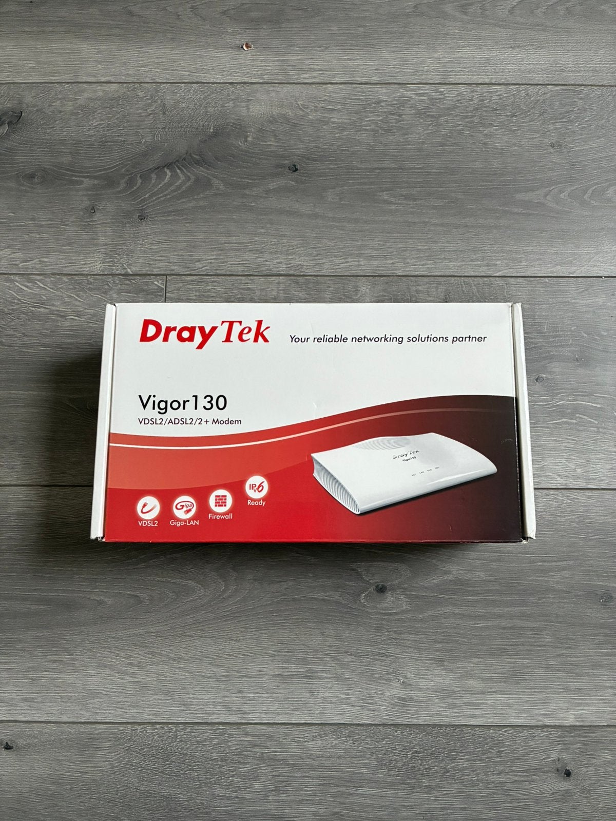 DrayTek Vigor130 VDSL/ADSL/2+ Modem, Ophalen of Verzenden, Zo goed als nieuw
