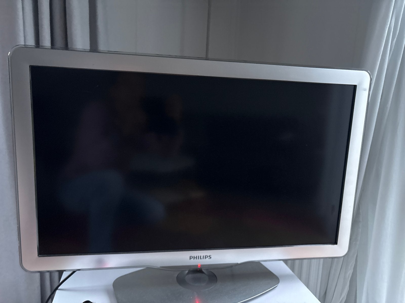 Philips 32PFL7605H/12 LCD TV - 81 cm (32 inch), Ophalen, Philips, Gebruikt, 50 Hz