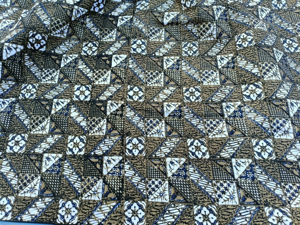 Origineel BATIK tambal (tulis) bruine lap stof 405x100 (LS21, Bruin, Ophalen of Verzenden, 30 tot 120 cm, Katoen