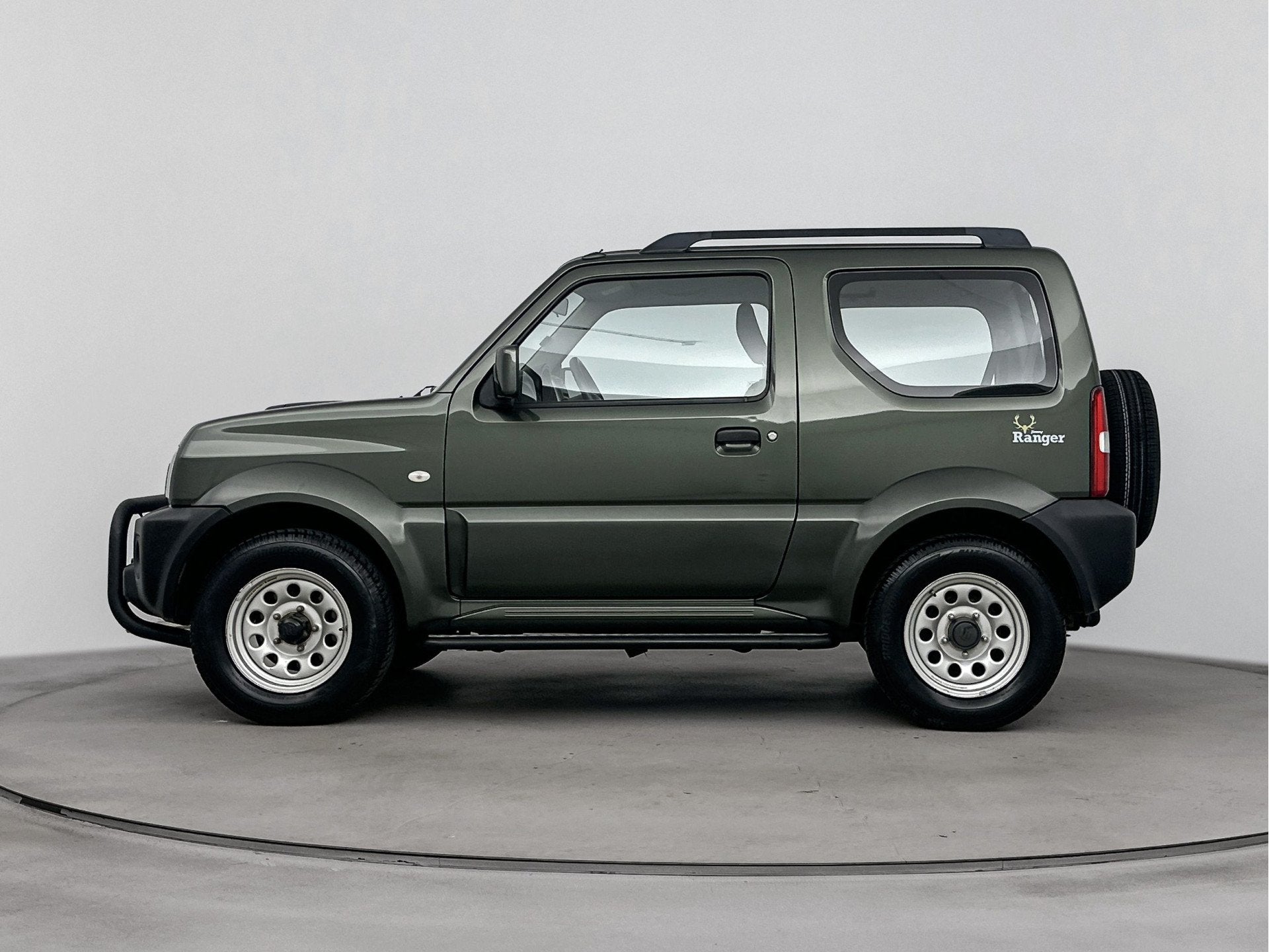 Suzuki Jimny 1.3 Exclusive | UNIEK! | 1-8-2026 purmerend, Auto's, Suzuki, 12 maanden, Stof, 4 stoelen, 14 km/l