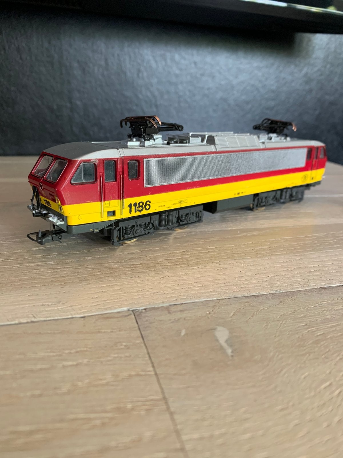 LIMA BENELUX LOCOMOTIEF, Gebruikt, Analoog, Ophalen of Verzenden, Lima