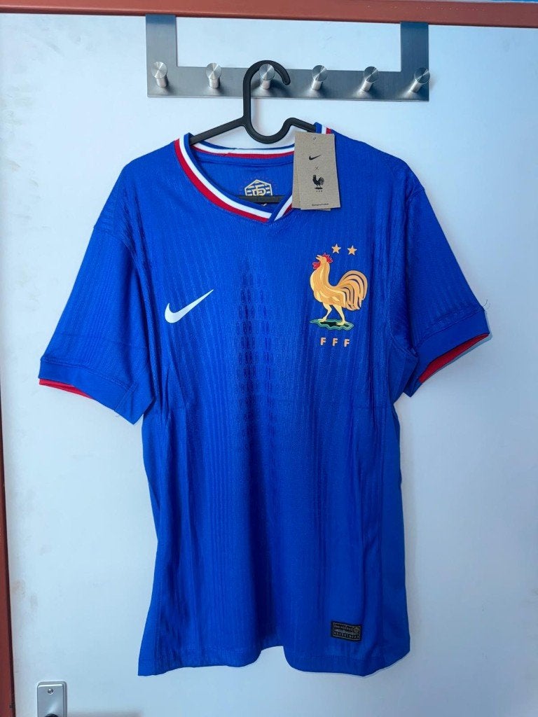 Frankrijk shirt 2026, Sport en Fitness, Voetbal, Maat L, Ophalen of Verzenden, Nieuw, Shirt