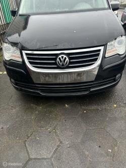 Voorbumper  Volkswagen touran (06-10, Gebruikt, Voor, Ophalen of Verzenden, Bumper
