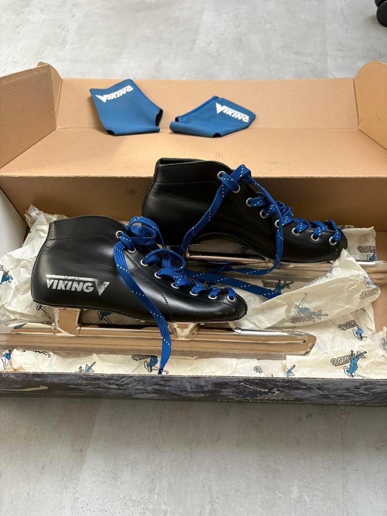 Viking noren maat 33 met schaatssokjes, Ophalen of Verzenden, Gebruikt, Noren, Viking