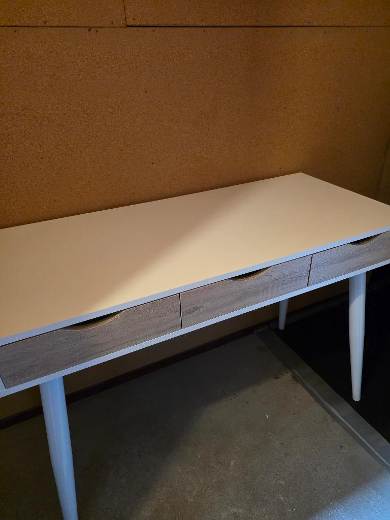 Bureau, Huis en Inrichting, Bureaus, Ophalen, 50 cm, Zo goed als nieuw, 100 cm