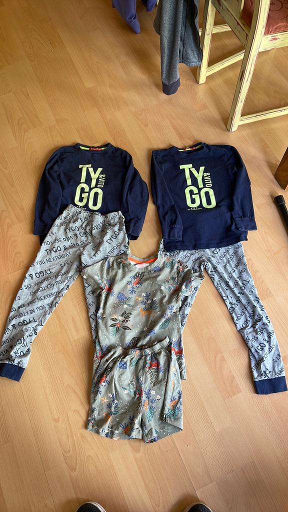 Drie pyjama’s, Ophalen of Verzenden, Zo goed als nieuw, Jongen, Nacht- of Onderkleding