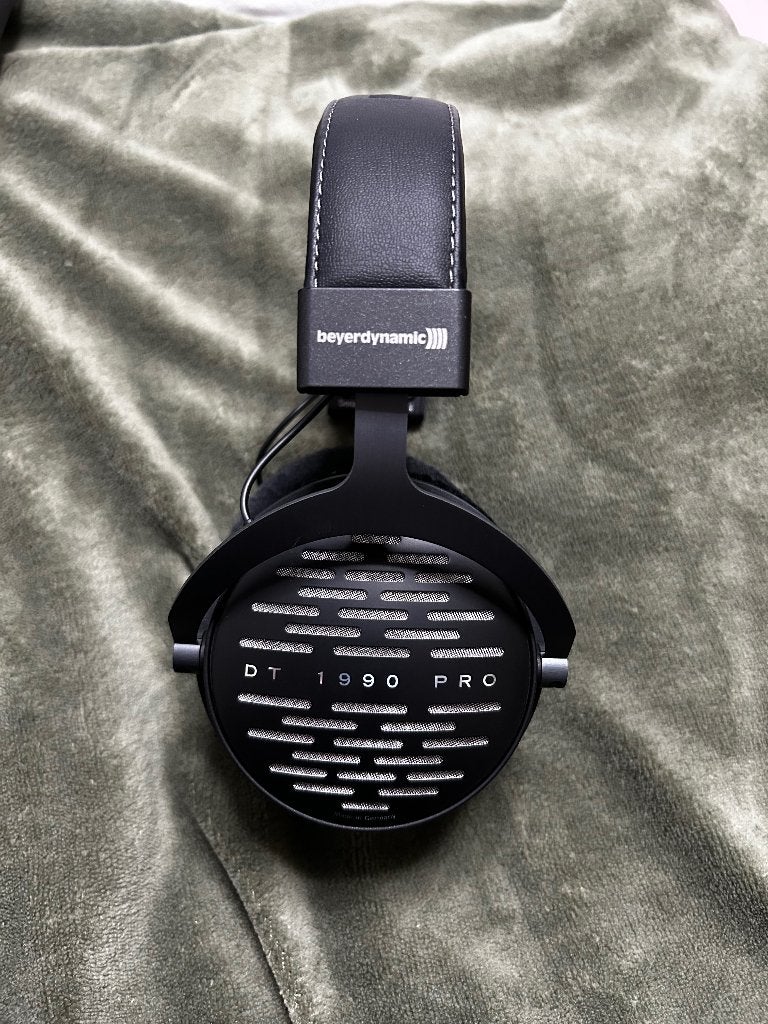 New- Beyerdynamic DT 1990 Pro 250 Ohm studio hoofdtelefoon, Nieuw, Draagtas/etui, Zwart, Studio / DJ