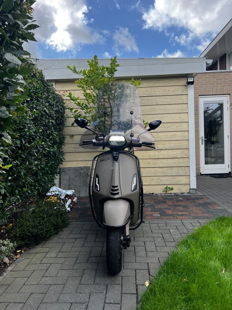 Vespa Sprint hV Special met GPS en Alarm, Ophalen, Maximaal 45 km/u, Vespa S, Zo goed als nieuw