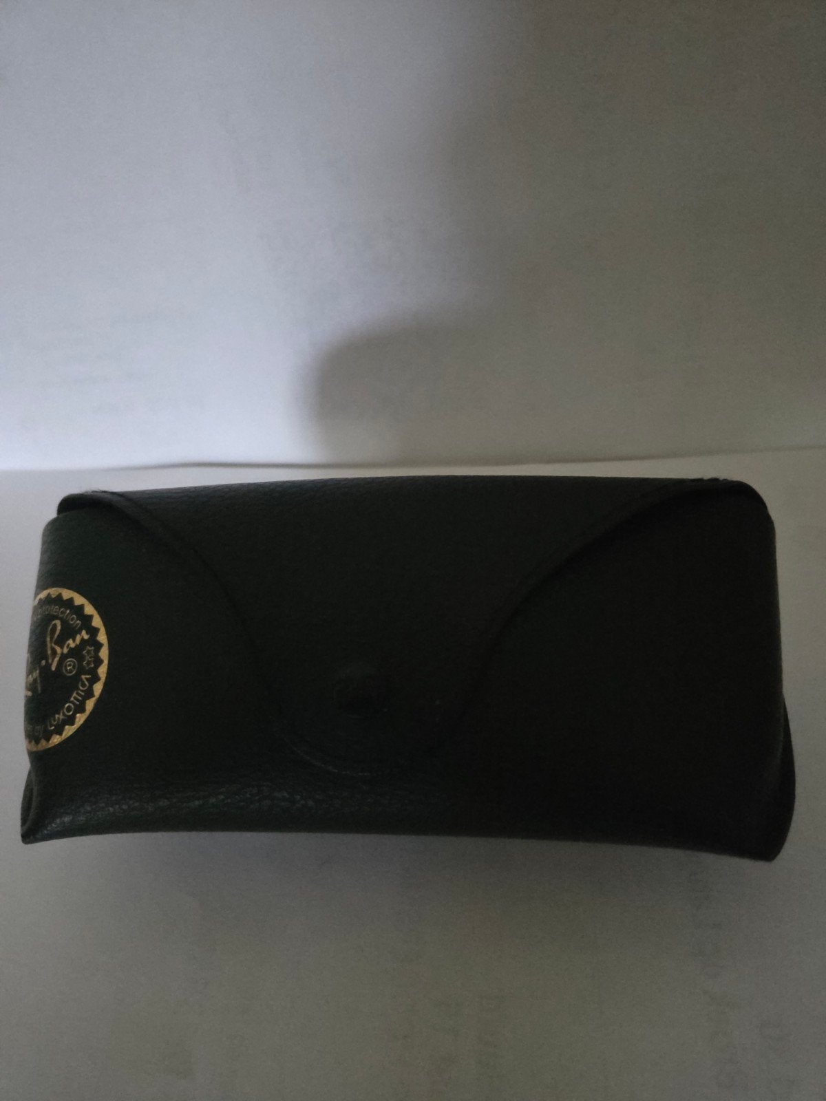 Ray-Ban etui voor zonnebril, Ophalen