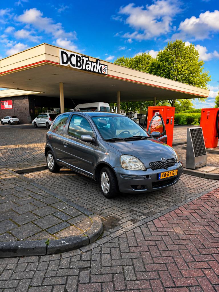 Toyota Yaris 1.0 16V Vvti 3DR 2005 Blauw, Auto's, Toyota, 31 €/maand, 4 cilinders, 855 kg, Origineel Nederlands