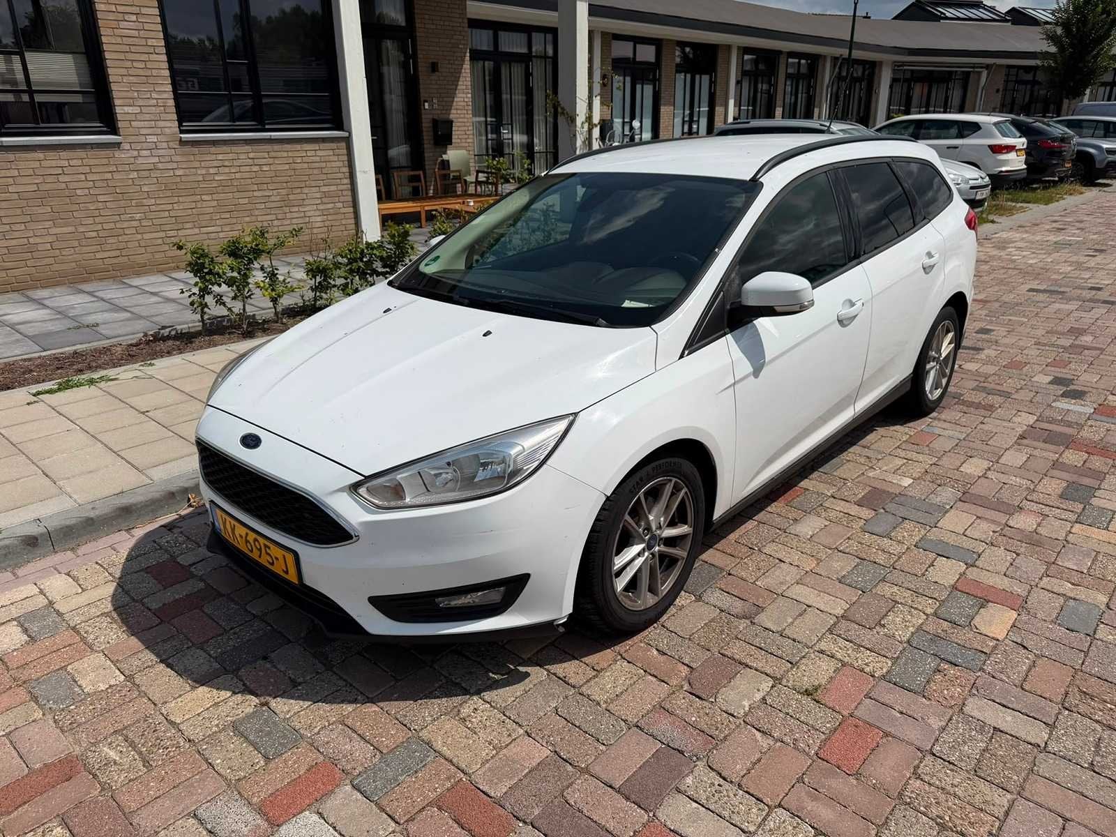 Ford - 2016 - Focus Wagon - 1.5 TDCI Trend L. Ed - KK-695-J, Auto's, Gebruikt, Wit, Origineel Nederlands, Te koop