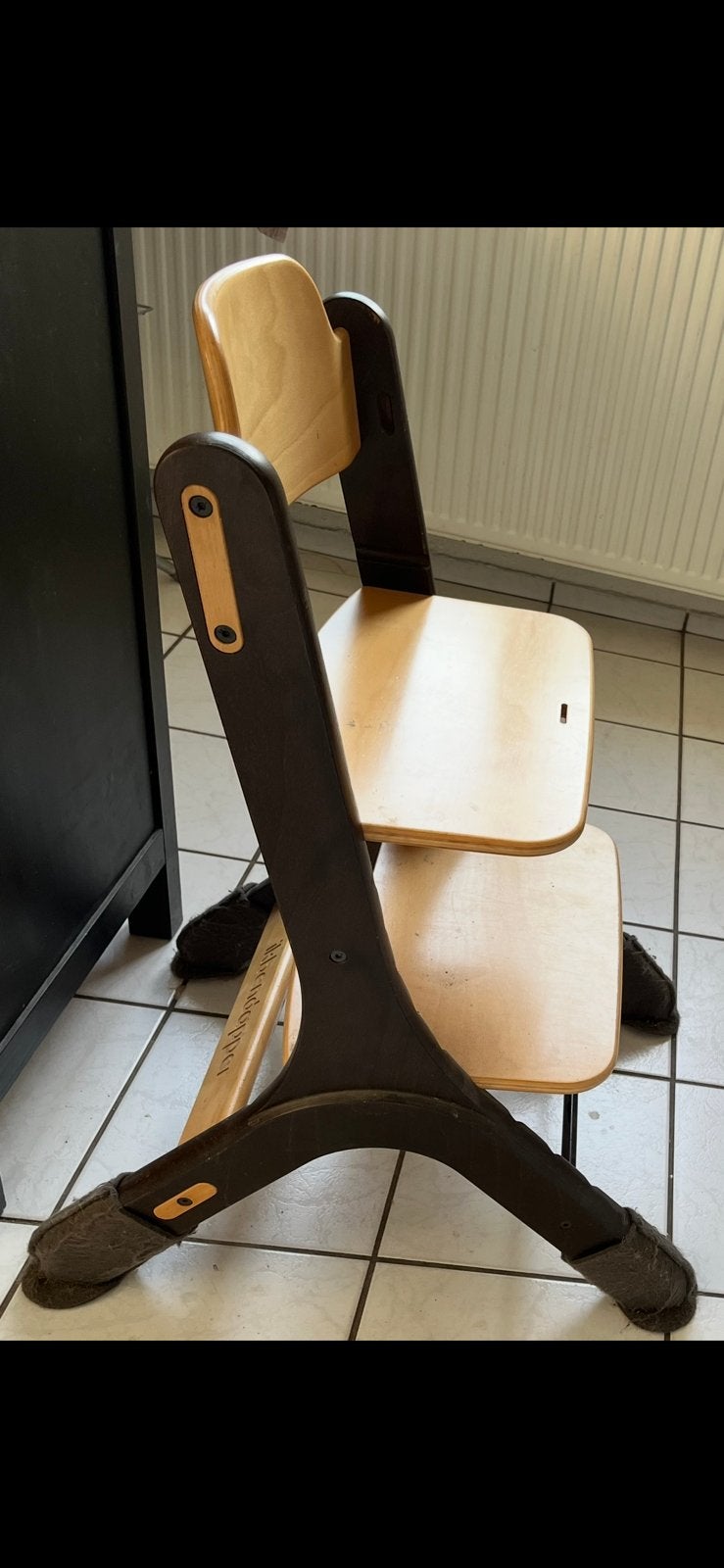 Kinderstoel voor aan de eettafel met vloerbeschermers, Ophalen, Gebruikt, Meegroeistoel, Aanschuifbaar