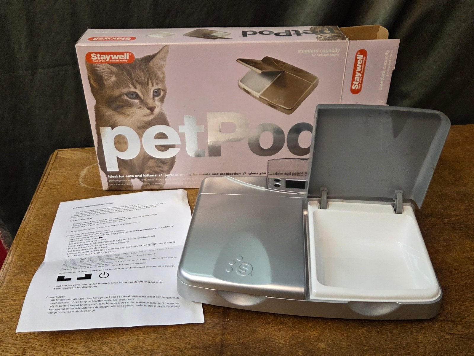 Petpod. (Voerbak met timer), Verzenden