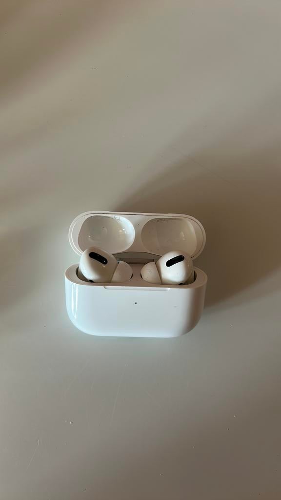 AirPods Pro - Draadloze oordopjes met noise cancelling, Ophalen of Verzenden, Gebruikt, Overige merken, Draadloos